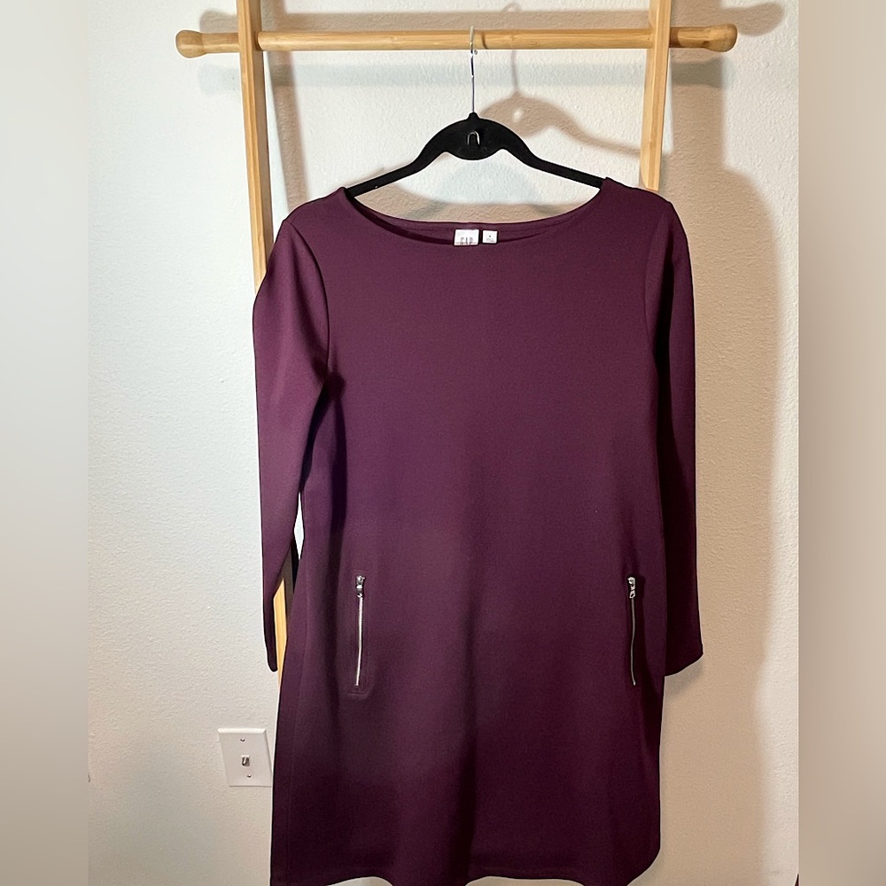 Gap plum dress with zippers